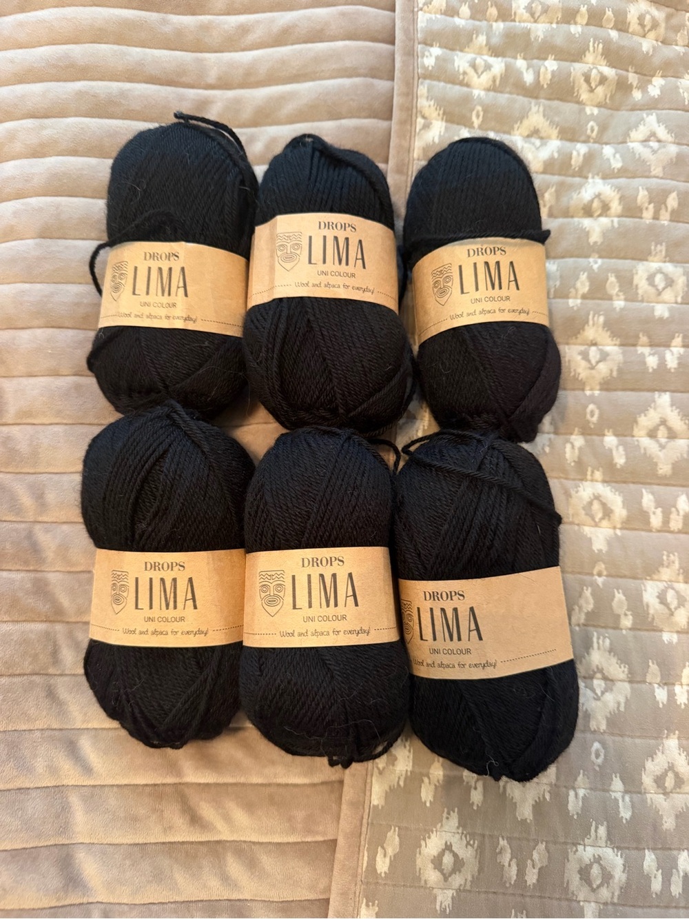 Lima drops yarn lot - Black